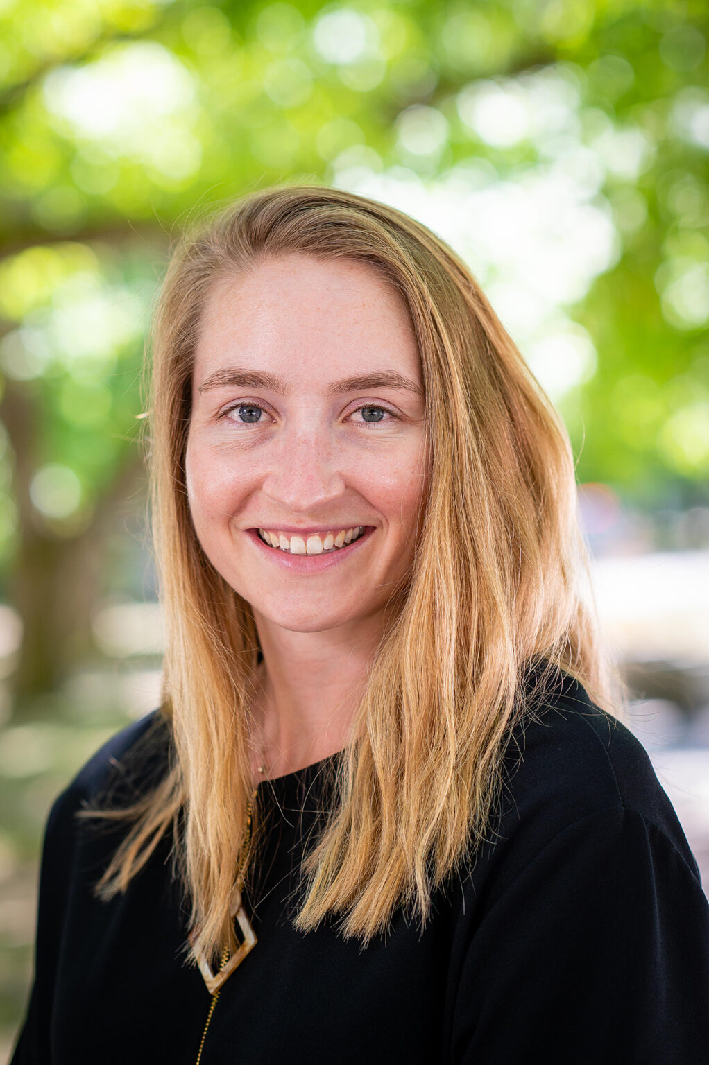 Dr. Anna Blakney Receives MSFHR Scholar Award